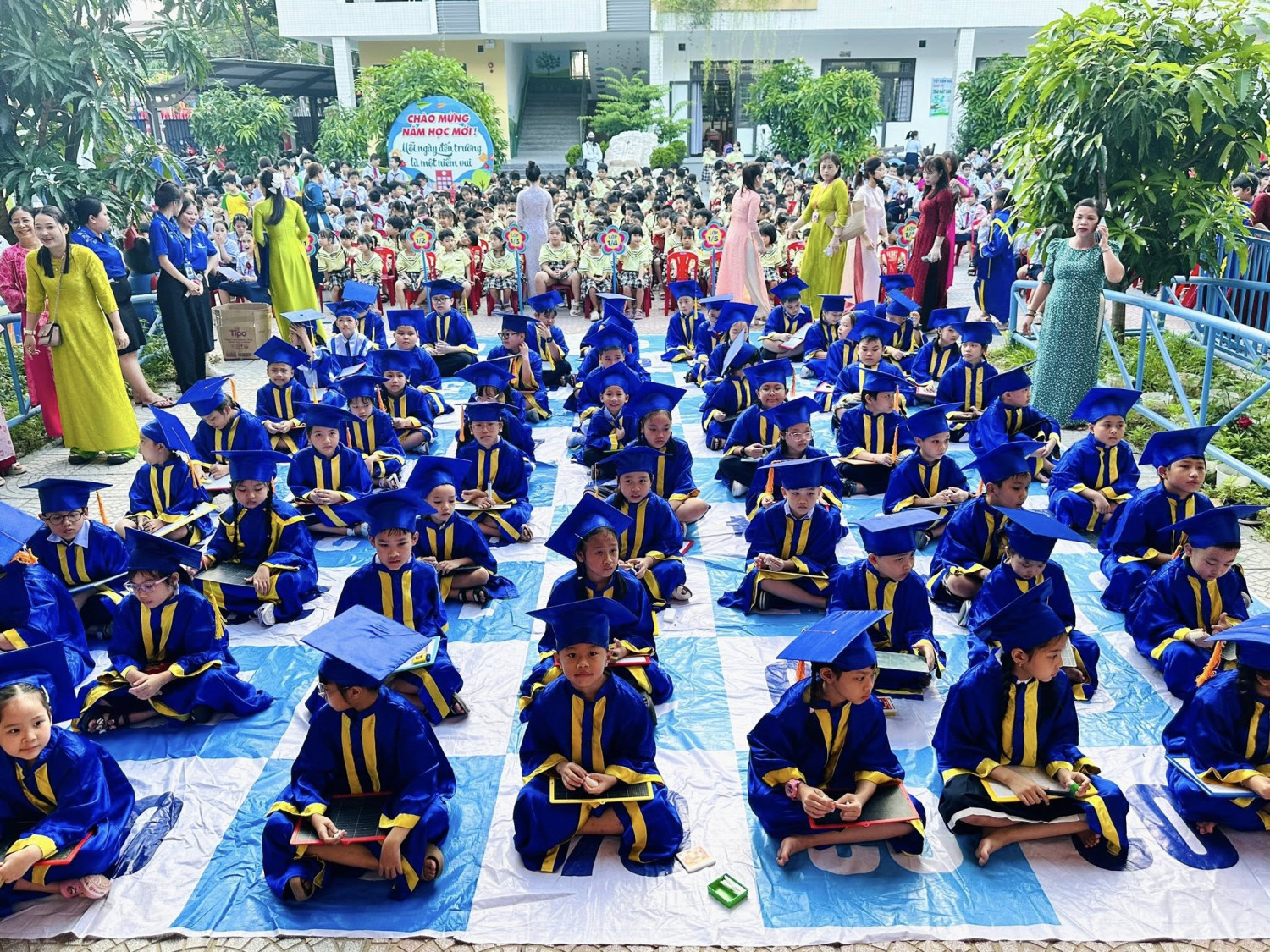 Sôi nổi hội thi Rung chuông vàng