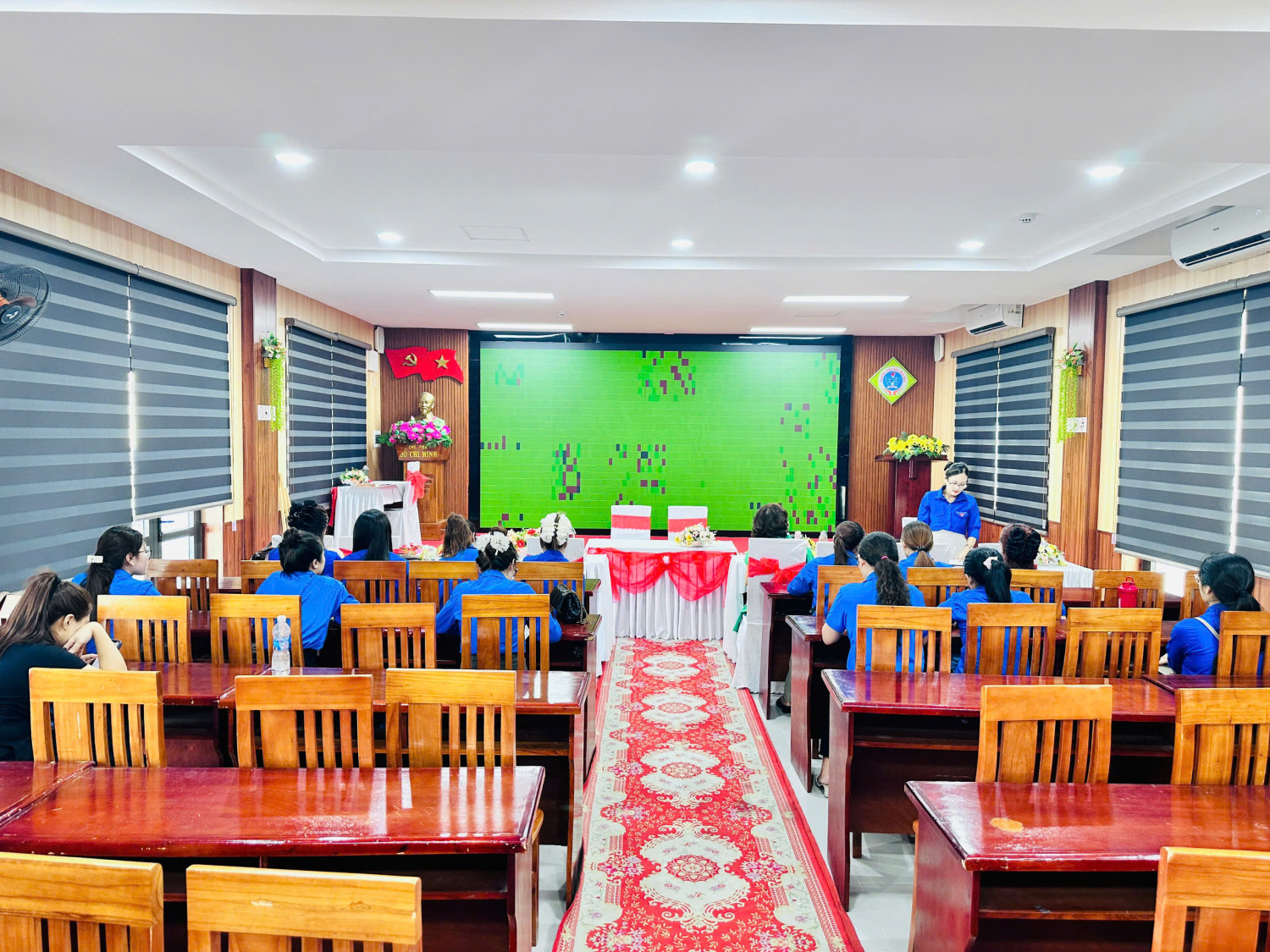 Chi đoàn trường Tiểu học Ngô Mây tổ chức họp triển khai hoạt động tháng 8/2025