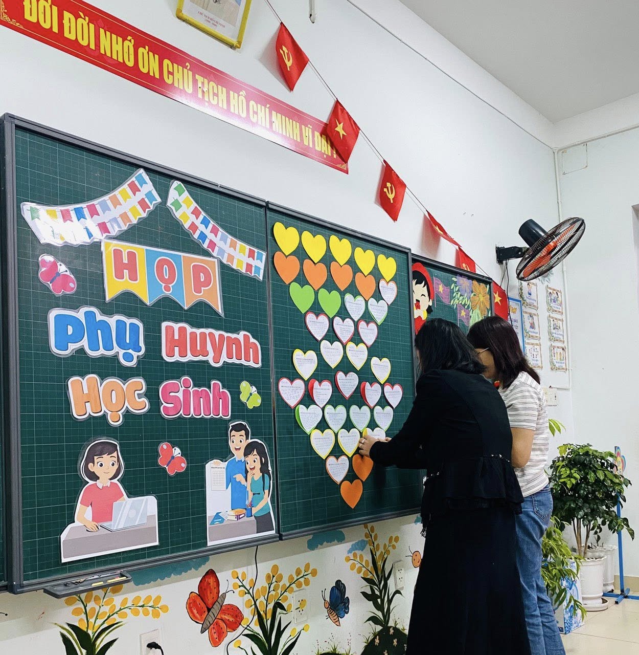 Họp phụ huynh sơ kết học kỳ I, năm học 2025 - 2026