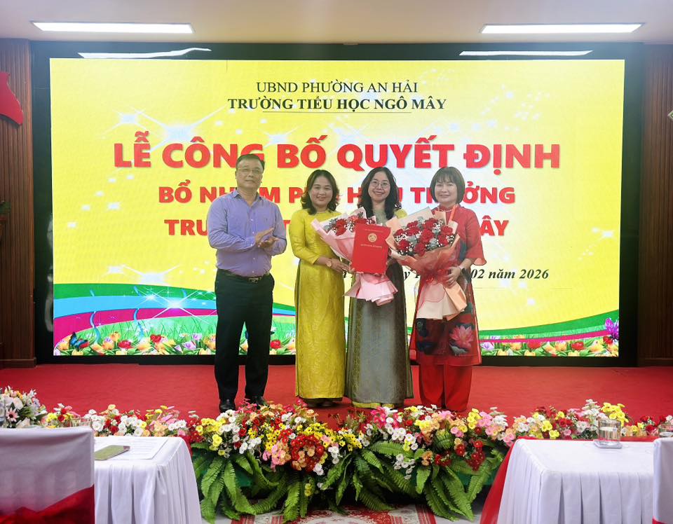 Công bố quyết định bổ nhiệm Phó Hiệu trưởng Trường Tiểu học Ngô Mây